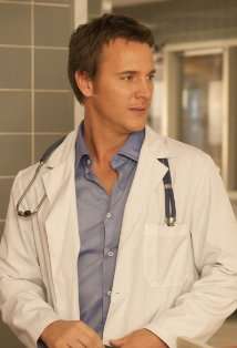 Актер Себастьен Робертс