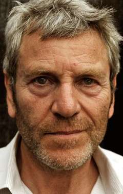 Актер Чеки Карио