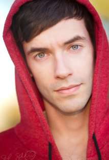 Актер Алекс Гуд