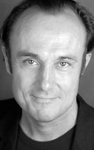 Актер Джонатан Кидд