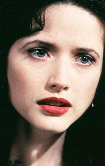 Актер Трини Альварадо