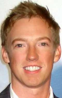 Актер Дэнни Смит