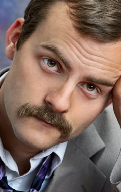 Актер Алекс Найт