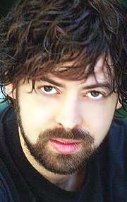 Актер Джошуа Джон Миллер