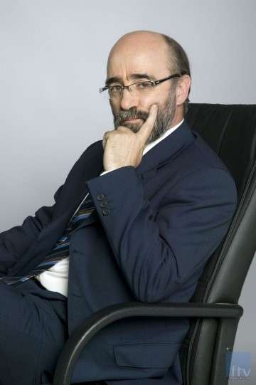 Актер Алекс Ангуло