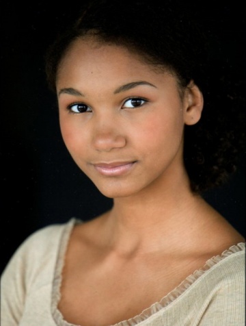 Актер Грета Онейогоу