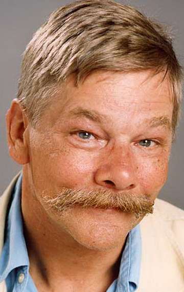 Актер Мэттью Коулз