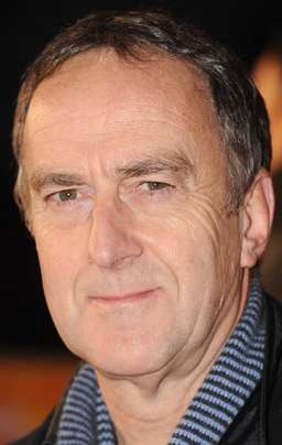 Актер Ангус Дейтон