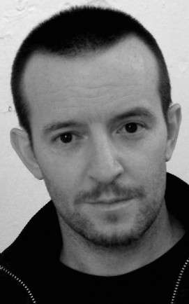 Актер Энтони Бирн