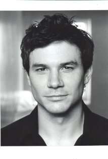 Актер Грант Иббс