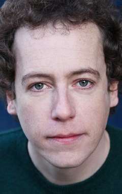 Актер Мэттью Стир