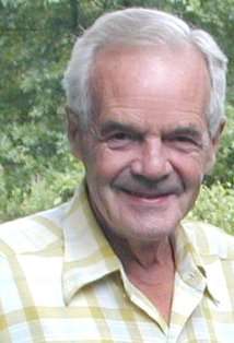 Актер Питер Фернандез