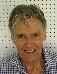 Актер Саймон Уильямс