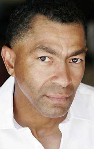 Актер Даррел Фостер