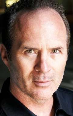 Актер Майкл Эдвард Роуз