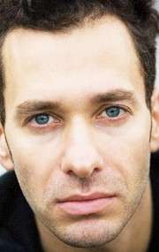 Актер Мэттью Вульф