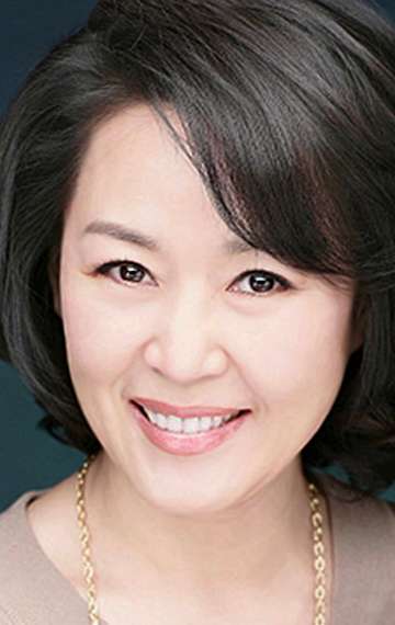 Актер Чха Хва Ён