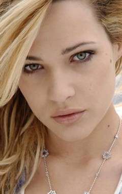 Актер Лаура Кьятти