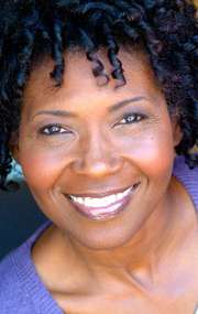 Актер Элэйн Тэйлор