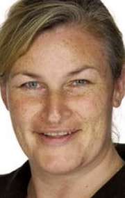 Актер Джули Т. Уоллес