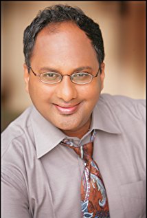 Актер Сэм Диссанайяке