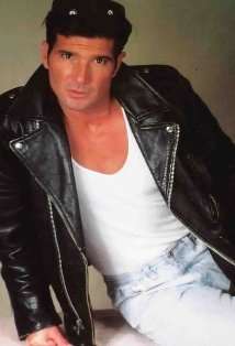 Фото Карло Корасон