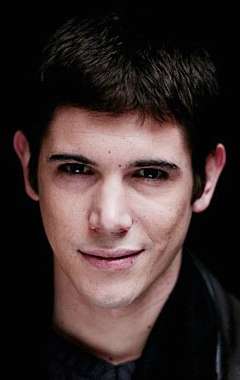 Актер Жоан Либеро