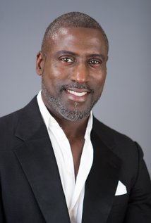 Актер Келвин Дэвис