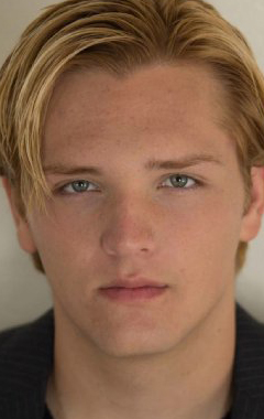 Актер Кристиан Хатчерсон