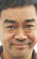 Актер Чинг Ван Лау