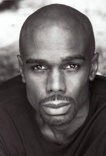 Актер Кевин Корнуолл