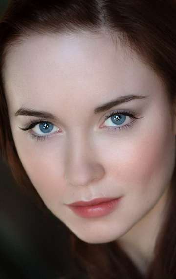 Актер Элиз Левек