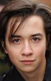 Актер Сэмюэл Патрик Чу