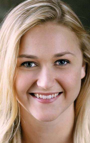 Фото Скай МакКоул Бартусяк