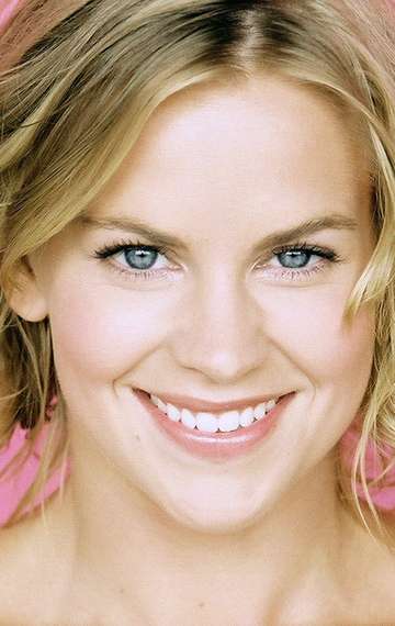 Актер Мэдди Керли