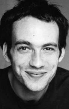 Актер Владислав Галард