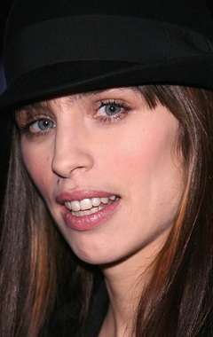 Актер Майуэнн Ле Беско