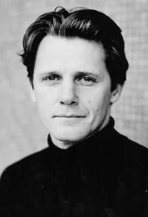 Актер Энтони Калф