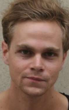 Актер Карл Линнерторп