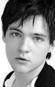 Актер Адам Йезерски