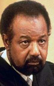 Актер Джейсон Бернард