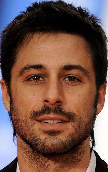 Актер Уго Сильва