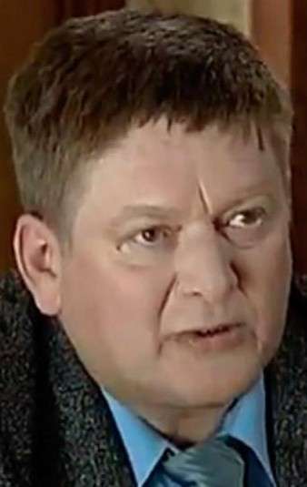 Актер Владимир Ермилов