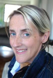 Фото Аэдин Молони