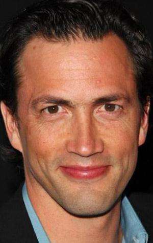 Актер Эндрю Шу