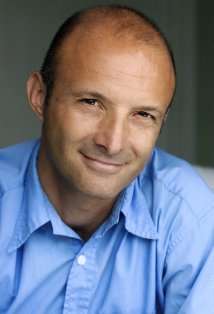 Актер Фрэнк Кассини