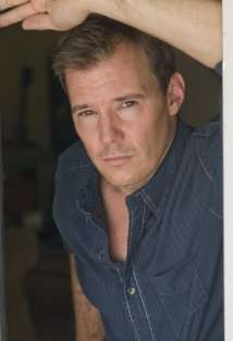 Актер Крэйг Най