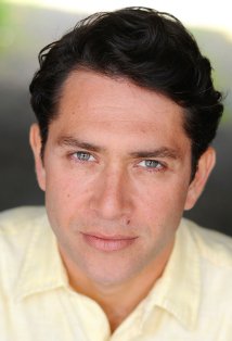 Актер Карстен Хэйес