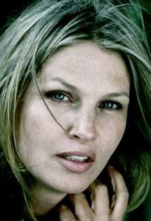 Актер Кэролин Барклай