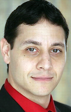 Актер Крис Спинелли